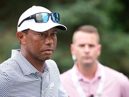 Tiger Woods' leg scar seen in rare photograph at golf tournament