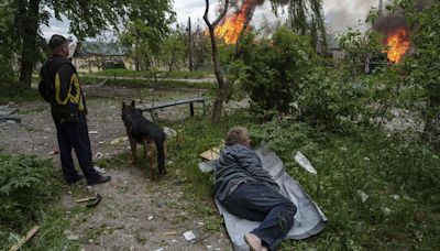 Russia bombards border city as major assault on Ukraine continues