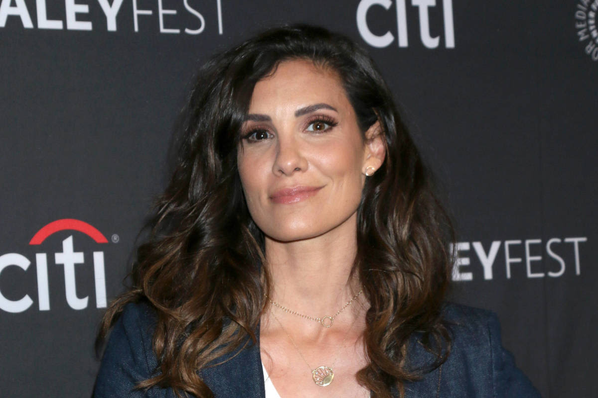 'NCIS' Star Daniela Ruah Wraps Up Vacation in Portugal With Family Beach Photos