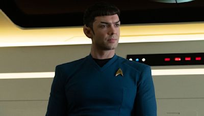 What Makes Star Trek: Strange New World Star Ethan Peck's Spock Stand Out From Leonard Nimoy's Performance...