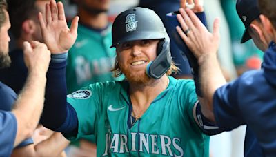 Seattle Mariners First Baseman Justin Turner Has Been on a Roll Since Joining The Team