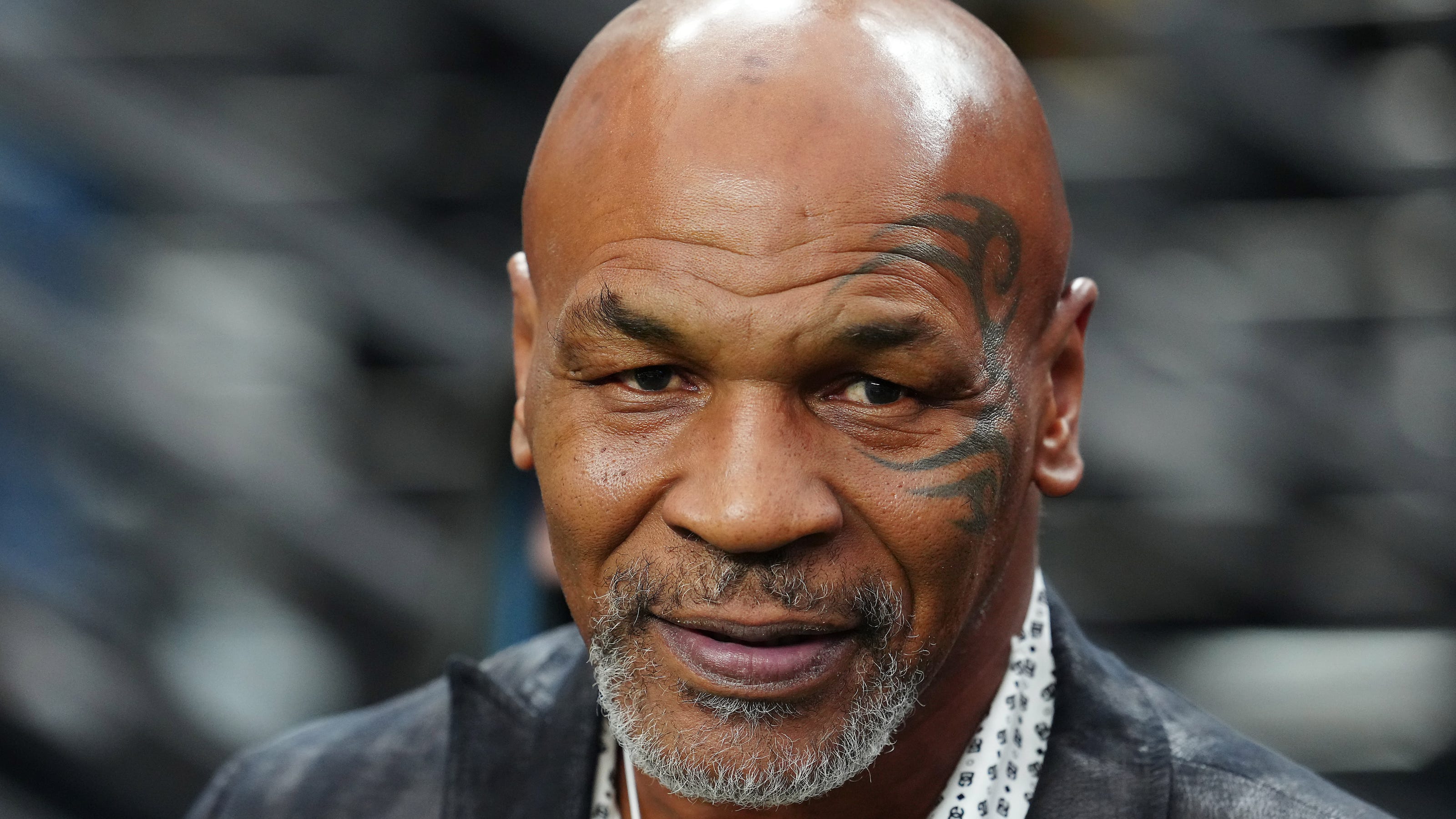 Mike Tyson facing health risks as he trains with an ulcer, doctors say. Should he fight?