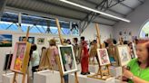 Los alumnos de la escuela de pintura de Javier Sanagustín exponen sus trabajos