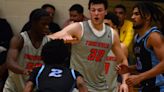 Team Takeover avoid being overtaken by Team WhyNot at Nike Peach Jam