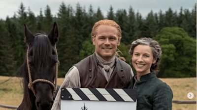 Outlander Wraps Filming on Final Season: The Starz Series’ Cast and EPs Mark the End of a Verra Plaid Era