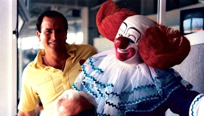 Of Notoriety: WGN’s Bozo the Clown alter ego Joey D’Auria in Crown Point Saturday