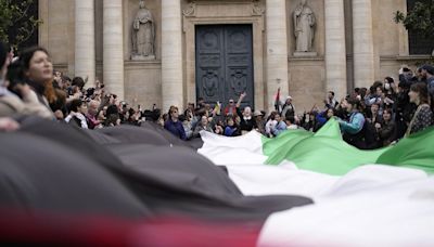 Französische Studenten bei pro-Palästina-Kundgebung an der Sorbonne von amerikanischen Kommilitonen inspiriert