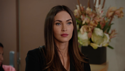 Megan Fox Chopped Off Her Hair And Dropped The Blue Color All In A Week’s Work