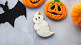 The Halloween Hack That Turns Your Heart Cookies Into Ghosts In 2 Steps