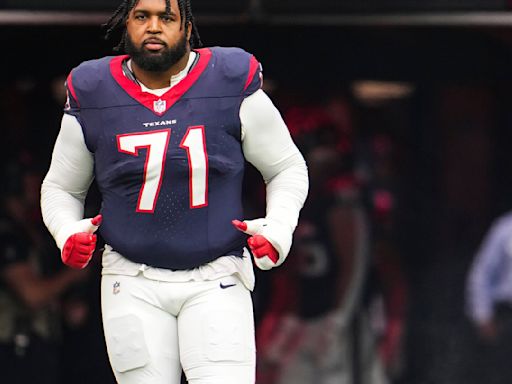 Texans free up 2024 salary cap space with Tytus Howard restructure