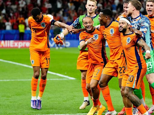 How the Dutch have ditched Total Football ahead of England clash