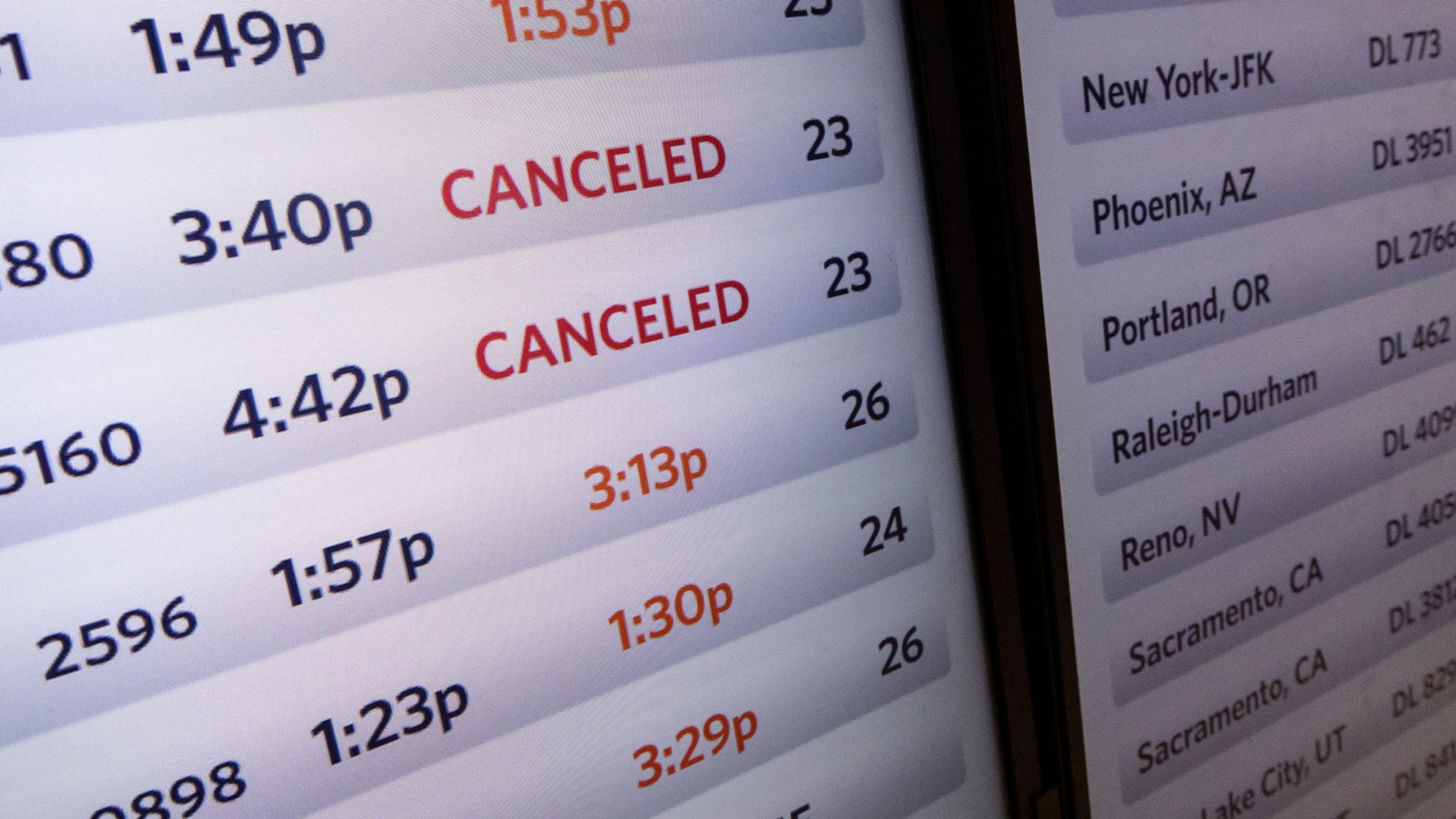 Planes are made to handle bad weather, so why is your flight canceled? | Cruising Altitude