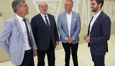 El Real Murcia tiembla ante las posibles impugnaciones del Plan de Reestructuración