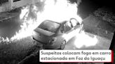 Suspeitos colocam fogo em carro estacionado em Foz do Iguaçu: VÍDEO