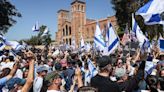 Photos: Pro-Israeli, pro-Palestinian demonstrations clash at UCLA