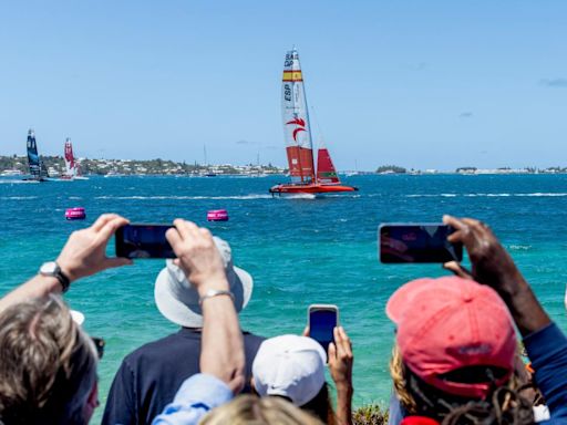 España evita el pleno de Australia en el Gran Premio de Bermudas