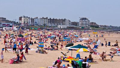 Here’s the exact date the UK will start to sizzle under an incoming ‘heat dome’