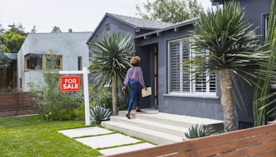 Weekly Mortgage Rates Fall, While Affordability Remains Elusive - NerdWallet