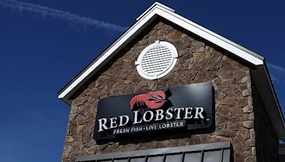 Red Lobster Is Doomed: More Than 50 Locations Are Closing & Auctioning Off Equipment