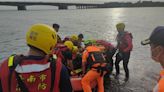 台南四草大橋目擊有人落海 海巡、消防聯手即刻救援 - 社會