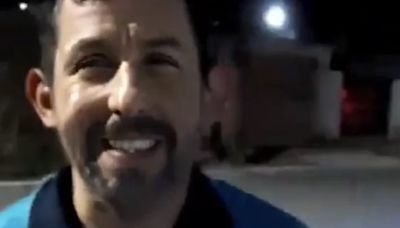 ¿Adam Sandler en las calles de San Juan? furor por videos virales | Por las redes