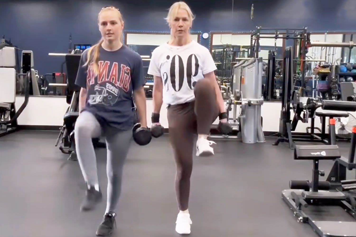 Jennie Garth and Daughter Lola Hit the Gym at 7 a.m., Earn Props from Randy Spelling