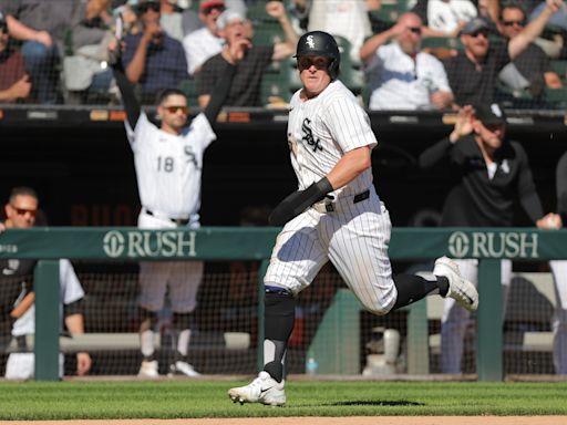 White Sox win third straight, Angels set franchise record for losses in a season