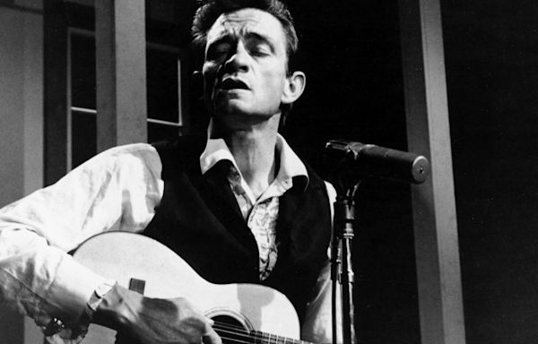 All about Johnny Cash's upbringing