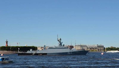 Military Groups Say They Set Fire to Russian Warship