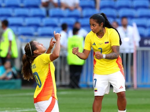 0-2. Marcela Restrepo y Leicy Santos dan la victoria a Colombia