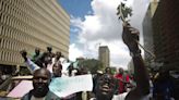 La Policía dispersa con gases lacrimógenos a manifestantes antigubernamentales en Kenia