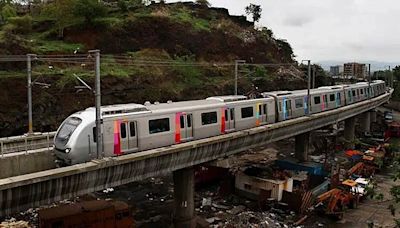 After cancelling plan to acquire, Maharashtra offers to pay Rs 1,700 crore debt of Metro 1
