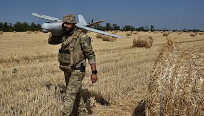 Ukrainian troops say Russia has driven them out of 2 more eastern Donetsk villages