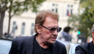 “Très cruel”: un ami de Johnny Hallyday évoque les derniers jours du chanteur avec ses filles