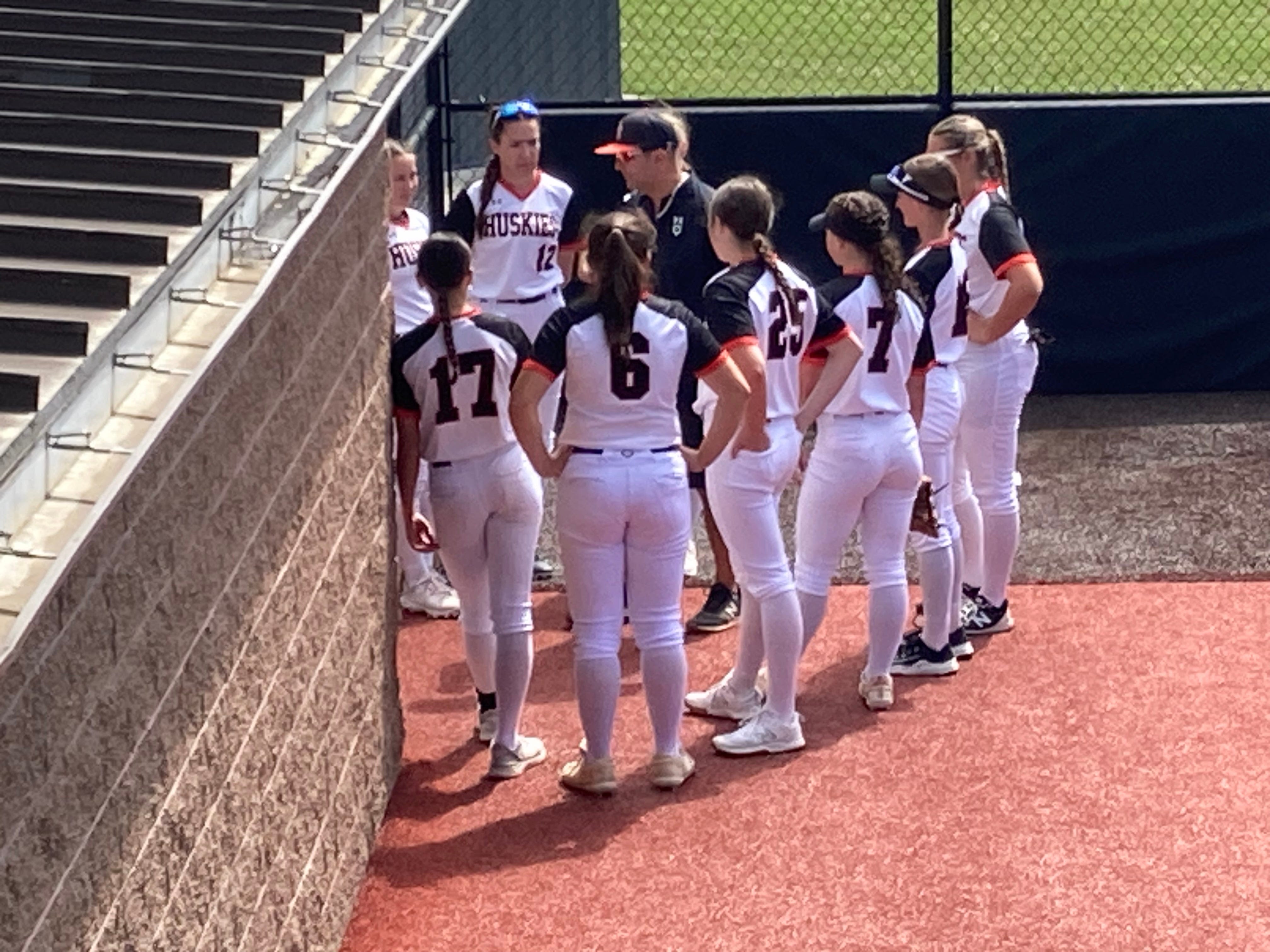 Harbor Creek holds on for dramatic victory in PIAA Class 3A softball tournament