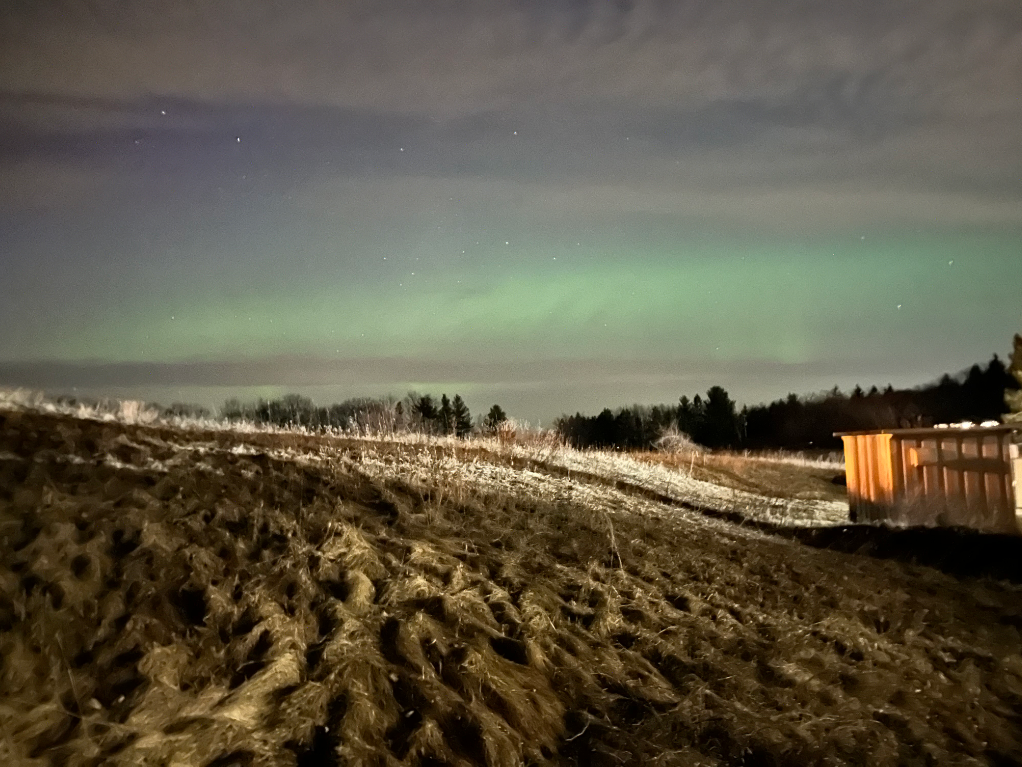 Northern Lights could be visible Mother's Day, but skies could turn overcast later tonight