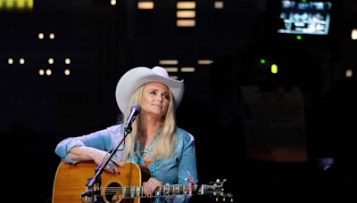 What Miranda Lambert said about Texas football's start to the 2024 season