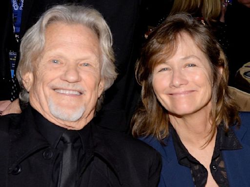 How Long Were Kris Kristofferson And Lisa Meyers Married? All About Their Love Story Amid Country Legend's Death At 88