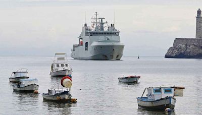 Un buque canadiense arriba a Cuba tras despliegue de EU