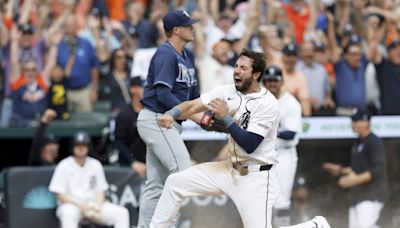 How Tigers third-base coach Joey Cora set the stage for the ‘Gritty Tigs’ of September