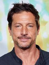 Simon Rex