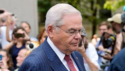 Bob Menéndez renunciará como senador de NJ en agosto tras ser condenado por corrupción - El Diario NY