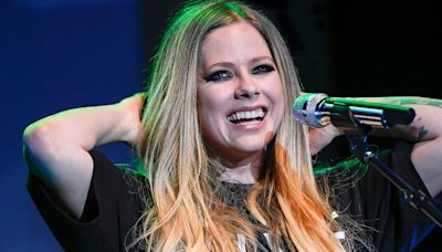 Avril Lavigne Sounds Off On 'Dumb' Conspiracy Theory She Just Can't Shake