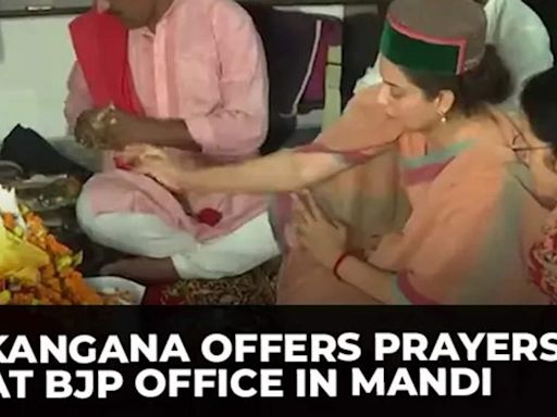 LS Elections 2024 Phase 7: Kangana Ranaut offers prayers at the BJP office after casting her vote