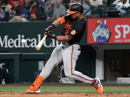 Santander hits 2 of Orioles' 4 homers to back All-Star starter Burnes in 9-1 win over Rangers