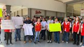 Trabajadores de Soriana se manifestan por recorte de utilidades de 3 mil a 300 pesos