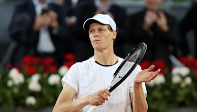 Jannik Sinner questions his presence at the Roland Garros