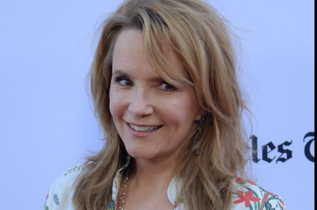 Lea Thompson, Kevin Pollak to star in family drama film 'What If'