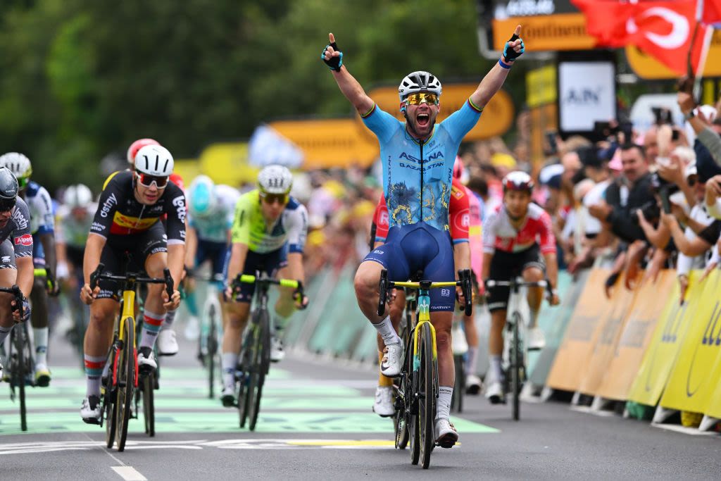 Tour de France stage 16 Live - Last chance for Cavendish but crosswinds could blow the race apart