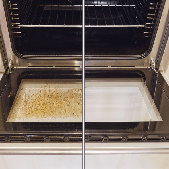 Cleaner removes 14 years of oven glass grease in 30 minutes with 1 kitchen item